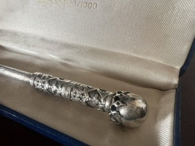 BIC Ballpoint Pen SILVER 800 Engraved Bas Relief Rare Vintage Jewelry