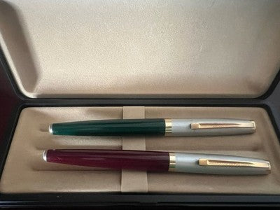 Plumas Estilográficas Verde Burdeos A Pistón Escriben Para Tinta Vintage