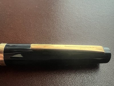 Grand-Mère Stylo-Plume Stylo à Plume Studio C Corps Et Capuche Parties D Pièce