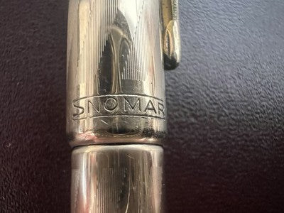 Snomar Pen Fountain Pen Foil Gold 18K Power Button Bottom F Marking Vintage