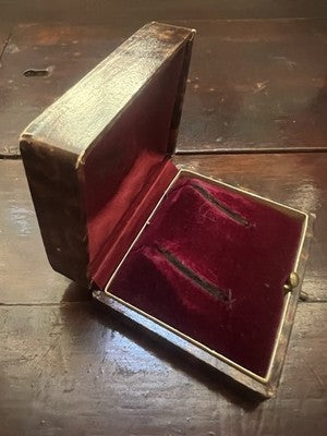 🔴 Matranga Liberty 1940 antique jewelry box, earring case, case