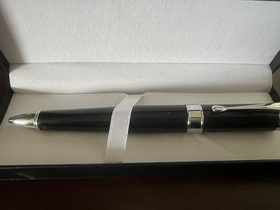 🔴 MONTEVERDE penna sfera lacca nera Power Bank lunghezza 14,5 cm