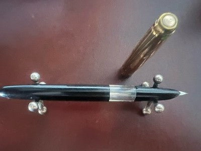 GIULIETTA Stylo À Plume En Résine Noire Avec Capuchon En Métal Piston Vintage