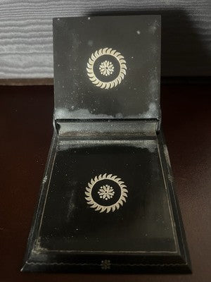 Puderdosen Vintage Metall Graviert Indien Kolonial Floralen Motiven Early '900 