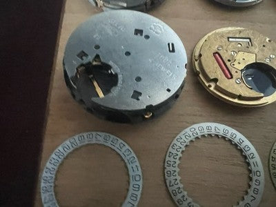 Mechanisms Watches Women Men Quartz Automatic With Discs Date 8PZ 