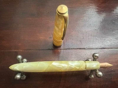 Globus Stylo-Plume Stylo à Plume Celluloid Nacre A Piston Écrit Vintage