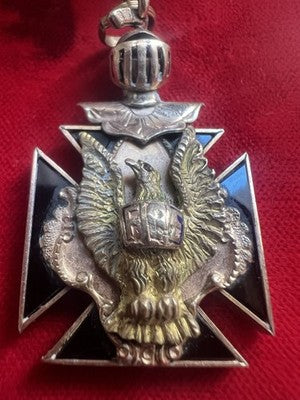 Kreuzanhänger der Freimaurer, vergoldet, Adler der Bruderschaft, antik 