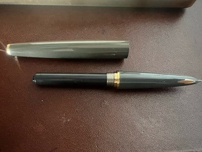 Parker Stylo-Plume Stylo à Plume 61 Gris Or Flèche Doré Gravé Vintage
