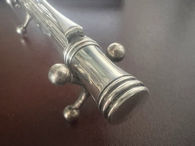 🔴 Penna sfera cromata e lacca nera placcata argento scrive