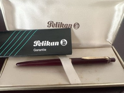 PELIKAN K200 Burgundy Vintage Rare Ballpoint Pen From The 60s