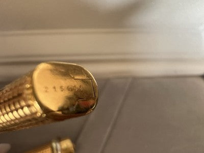 🔴 CARTIER Vendome GODRON vergoldeter MC rot-weißer Kugelschreiber 