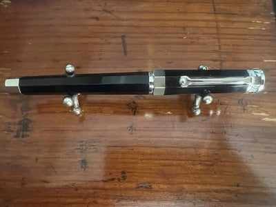 Montegrappa Stylo-Plume Stylo à Plume Nerouno 1912 Or 18K M Convertisseur NOS