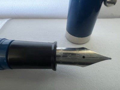 🔴 SHEAFFER penna stilografica blu a cartuccia pennino M No Nonsense vintage