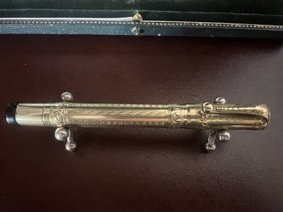 🔴 INVICTA retractable fountain pen chiseled gold plated 14k nib vintage