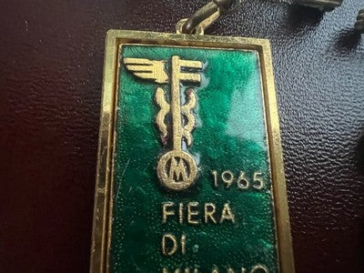 🔴 Spille FIERA DI MILANO 1965–66 VISITATORE originali numerate smalti vintage
