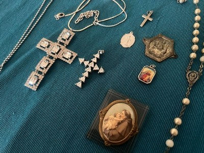 🔴 Collane vintage bigiotteria croci e rosari vintage anni ’70/’90 N.4