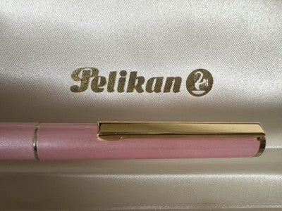 Pelikan Stylo-Plume Stylo à Plume Laque Rose Nacre Stylo Plume M Vintage