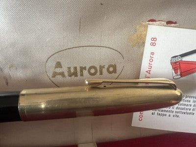 🔴 AURORA penna stilografica 88 pistone pennino ORO scrive vintage 373275