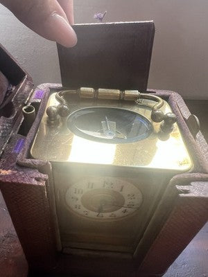 🔴 Antike französische Reiseuhr mit Handaufzug, Capuchin, 19. Jahrhundert