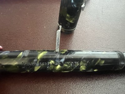 🔴 OMEGA penna stilografica celluloide verde A.V.M a leva scrive vintage
