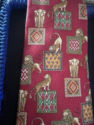 🔴 SALVATORE FERRAGAMO cravatta seta rossa animali leoni ghepardi elefanti