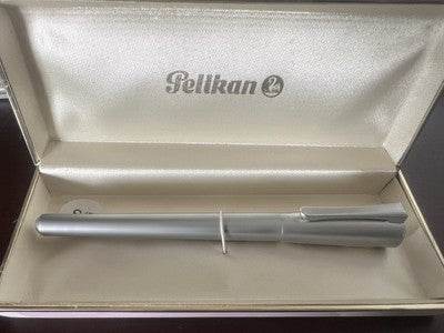 Pelikan Füllfederhalter P72, Metall, Chrom, Satin, Vintage 