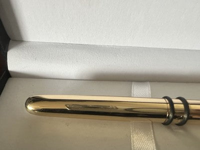 Marksman Stylo-Plume Stylo à Plume Or F Avec Cartouches Pelikan Écrit