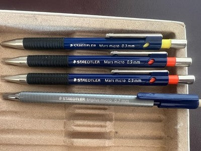 🔴 STAEDTLER matite meccaniche Mars Micro 0,9/0,3 mm + Triplus Micro 0,7 mm NOS