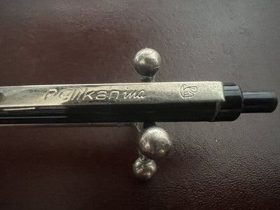 🔴 PELIKAN penna sfera PELIKAnina nera cromata a scatto scrive vintage