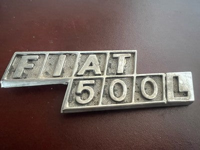 🔴 FIAT 500L stemma auto emblema fregio logo scritta metallo vintage A