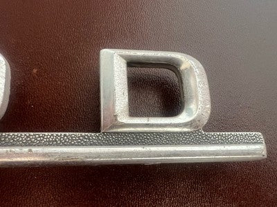 🔴 Stemma MERCEDES 240D furgone emblema scritta logo metallo originale