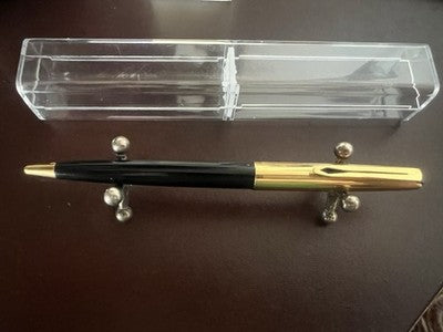 🔴 AURORA penna sfera 98 resina nera cappuccio metallo dorato scrive vintage