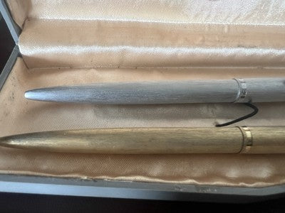 Aurora Pens Sphere 98 Chrome And Gold With Bow Write 2 Pens 