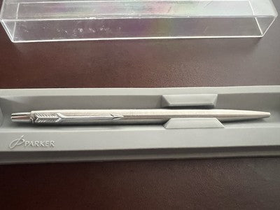 🔴 PARKER Imperial Classic Kugelschreiber in Chrom mit Etui B 