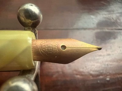 Globus Stylo-Plume Stylo à Plume Celluloid Nacre A Piston Écrit Vintage