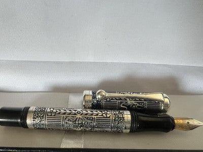 🔴 LAURA BIAGIOTTI penna stilografica metallo bassorilievi blu pennino iridium
