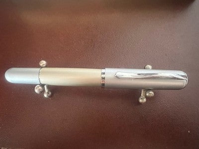 PELIKAN Pluma Estilográfica Epoch P360 De Aluminio Titanio A Cartucho M