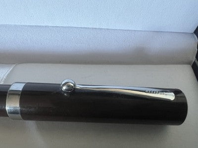 Sheaffer Füllfederhalter, braun, F-Fein, schlicht und elegant, Vintage 
