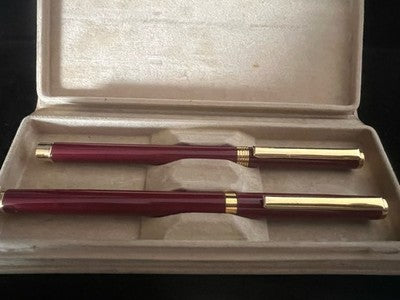 🔴 Penna stilografica cartuccia e sfera lacca rossa profili dorati vintage NOS