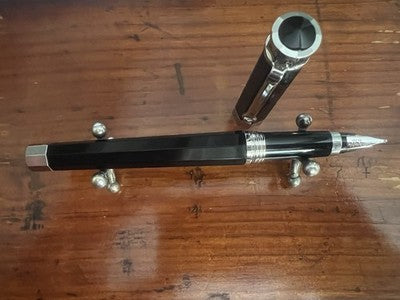 Montegrappa Stylo-Plume Stylo à Plume Nerouno 1912 Or 18K M Convertisseur NOS