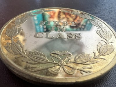 🔴 Medaglia HONDA COWES CLASSIC POWE BOAT 2002 dorata premio