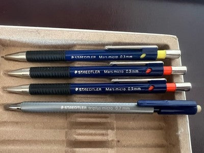 🔴 STAEDTLER matite meccaniche Mars Micro 0,9/0,3 mm + Triplus Micro 0,7 mm NOS