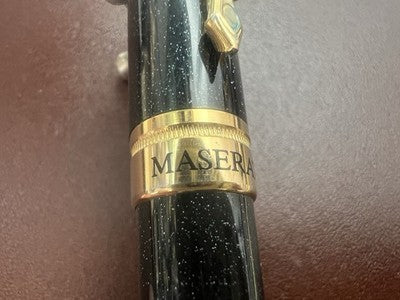 🔴 MASERATI penna stilografica resina nera iridescente blu profili dorati NOS