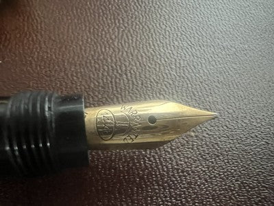 🔴 IDEAL retractable fountain pen GOLD nib works vintage C 