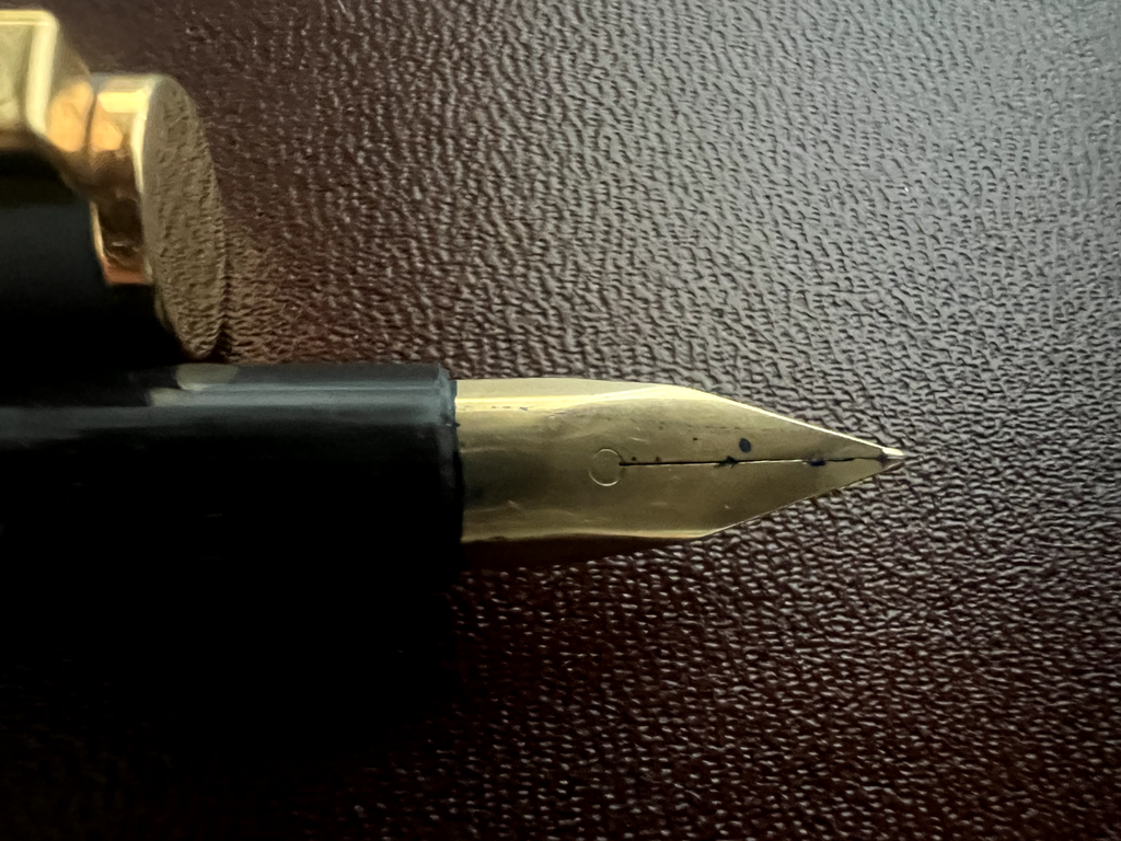 🔴 WATERMAN Laureat fountain pen, grey lacquer, gold-plated trim, F nib 