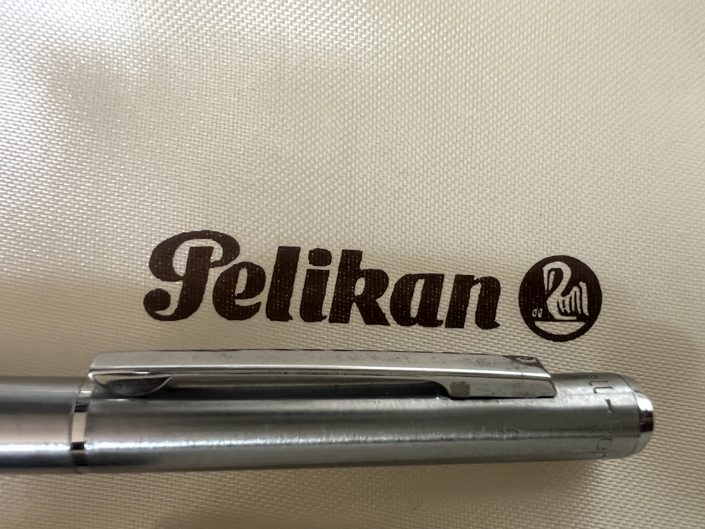 🔴 PELIKAN penna sfera cromata con refill roller scrive vintage