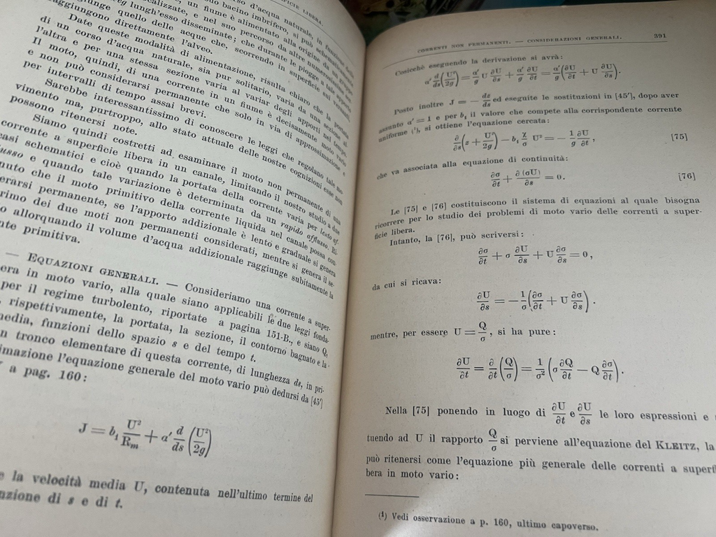 Livre Cours De Hydraulique Fisher Couverture Rigide Rouge Arts Mestieri 1936