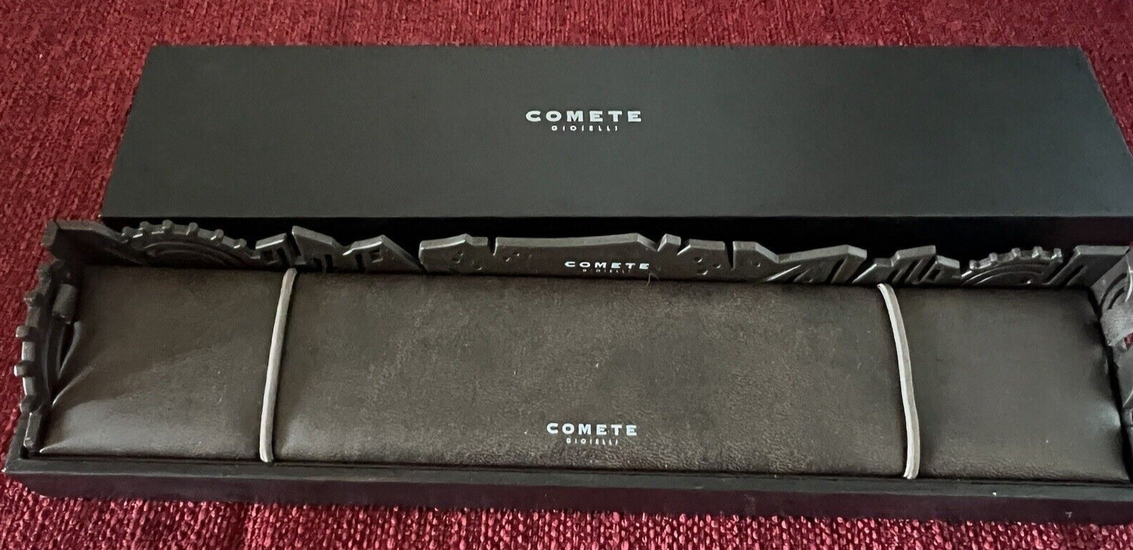 Comete Box Bracelet Wood With Expositor Rimmed 26x6 H 5 CM