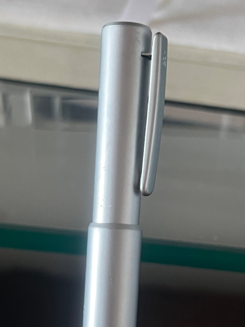 Bnl Stylo-Plume Roller Aluminium Écrit Parfaitement Avec Boîte
