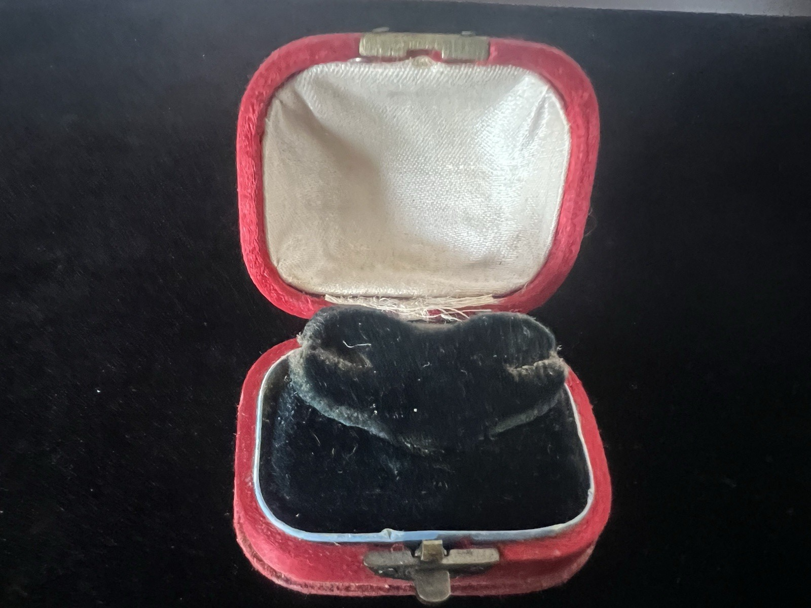 🔴 Scatola orecchini astuccio custodia gioiello originale seta rossa antica 1920